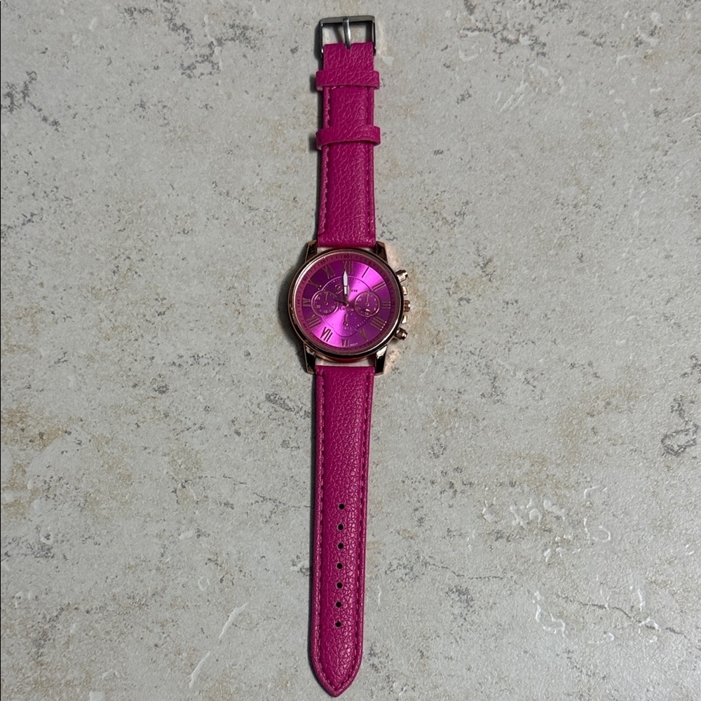 Brand New PINK watch with Pink Leather Straps Elegant & Fabulous - Picture 6 of 8